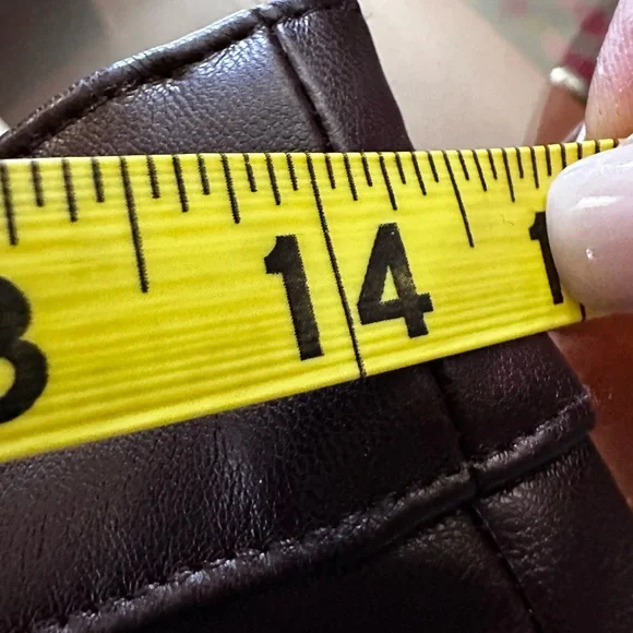 a new day Burgundy Faux Leather Mini Skirt sz XS 4 - Picture 10 of 12